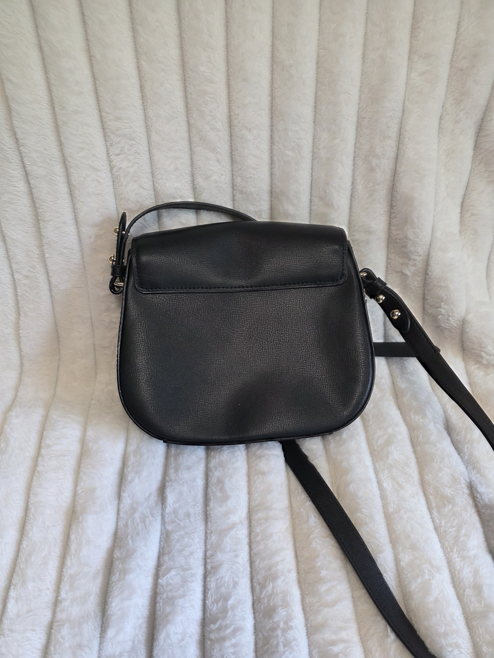 Marc Jacobs Black Leather Crossbody Bag - Picture 8 of 10